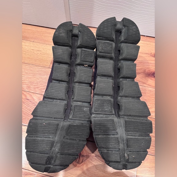 On Running Men's Black Athletic Shoes